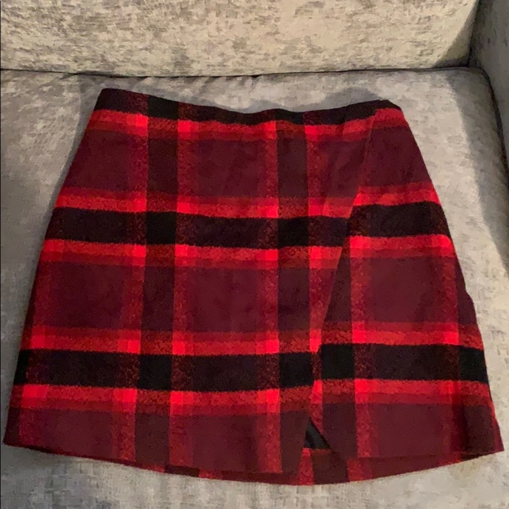 plaid red & black skirt
